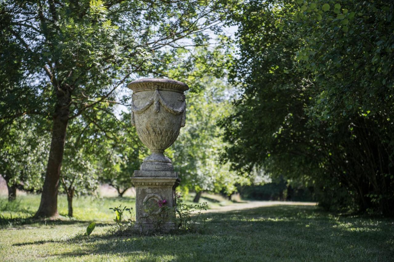 Bed and Breakfast Domaine De Chalaniat La Sauvetat  Экстерьер фото